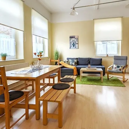 Barbarossa - Holly Apartmán *