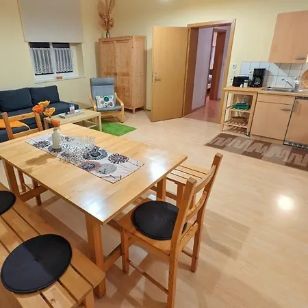 Barbarossa - Holly Apartmán *